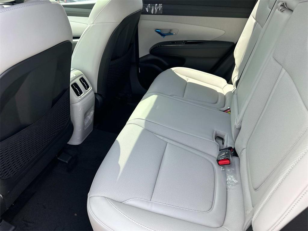new 2025 Hyundai TUCSON Hybrid car, priced at $41,345