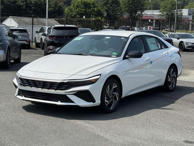 new 2025 Hyundai Elantra car, priced at $28,175