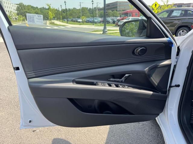 new 2025 Hyundai Elantra car, priced at $28,175
