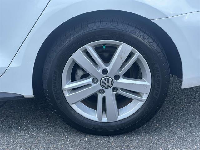 used 2014 Volkswagen Jetta Hybrid car, priced at $8,998