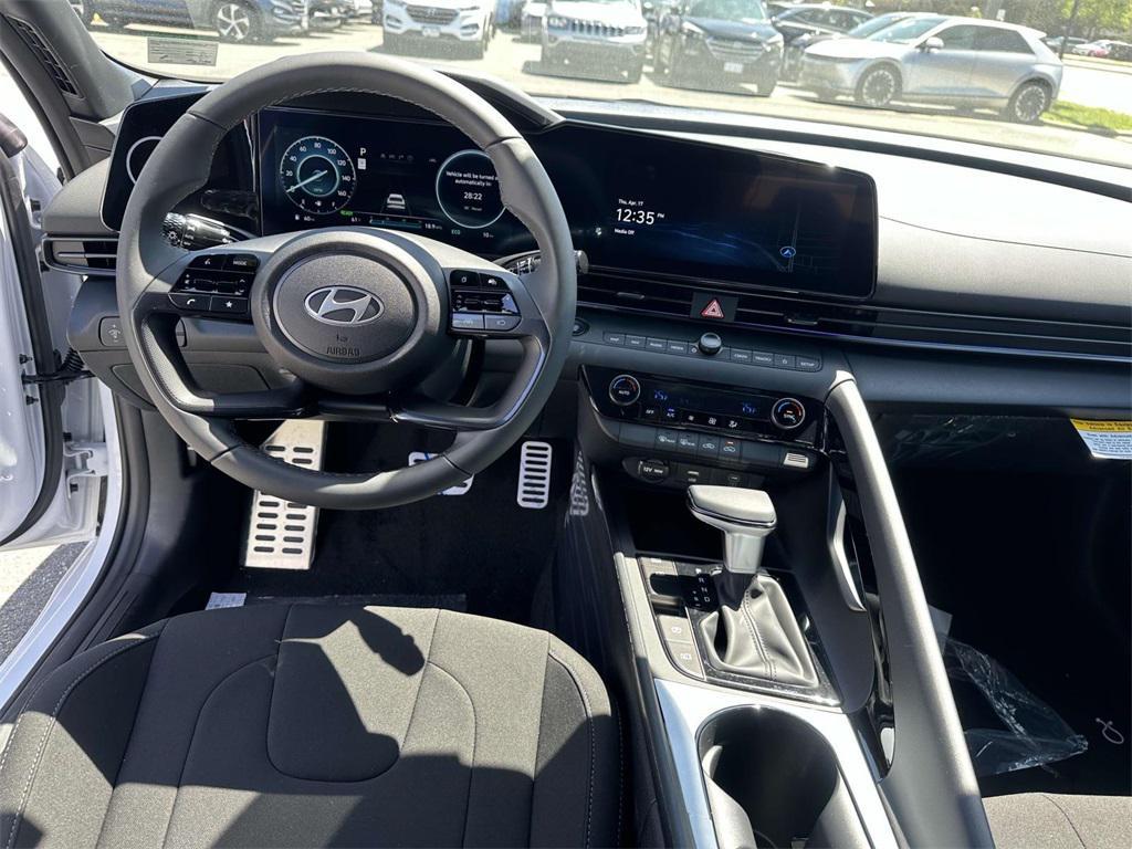 new 2025 Hyundai Elantra car, priced at $27,205