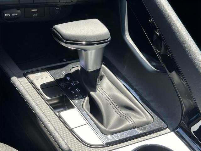 new 2025 Hyundai Elantra car, priced at $28,455
