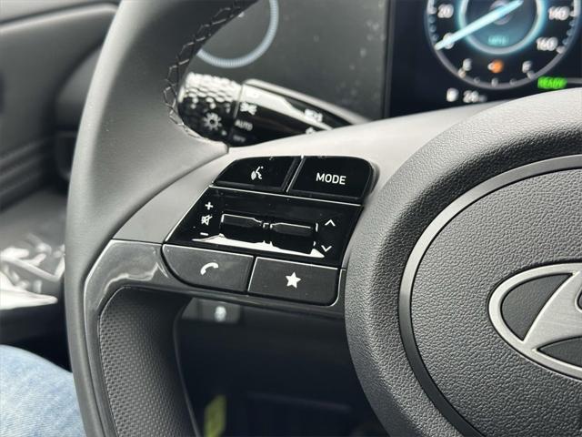 new 2025 Hyundai Elantra car, priced at $27,690