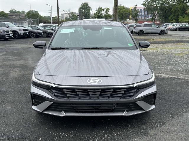 new 2025 Hyundai Elantra car, priced at $27,690