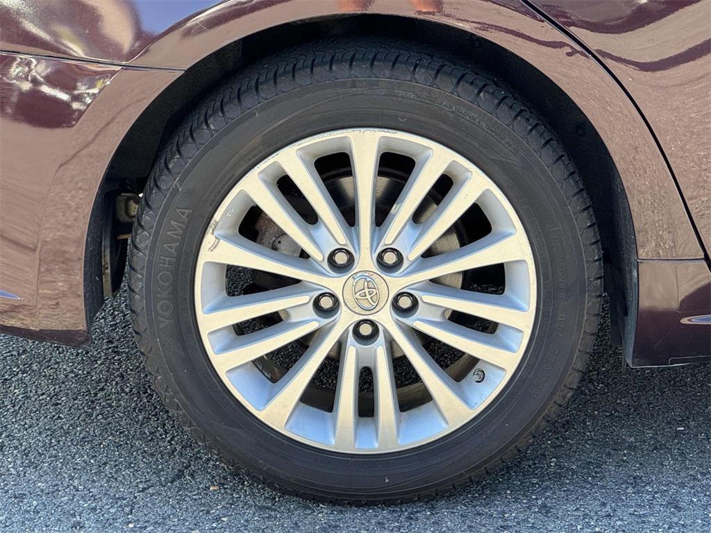 used 2013 Toyota Avalon Hybrid car, priced at $11,488