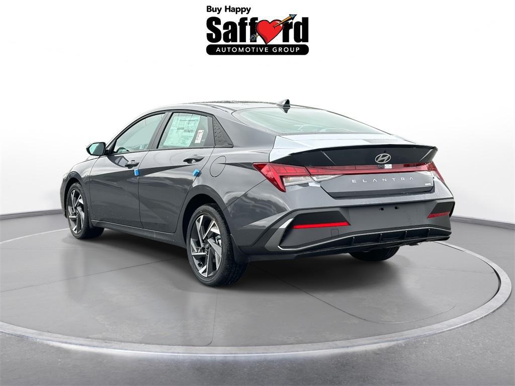 new 2025 Hyundai Elantra car, priced at $26,685