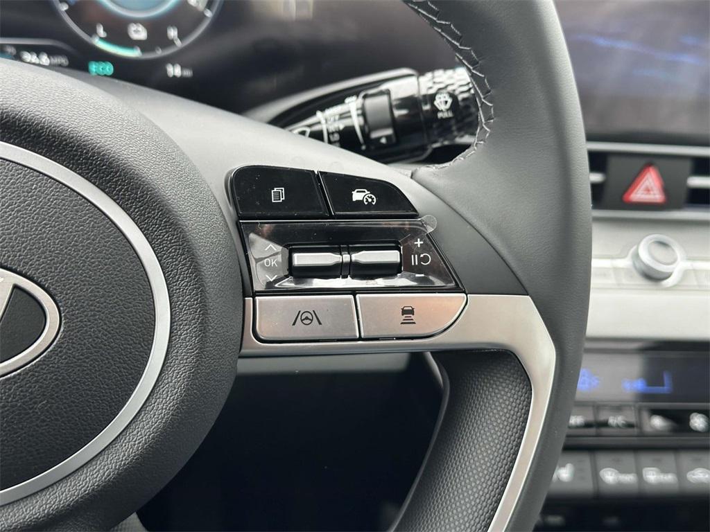 new 2025 Hyundai ELANTRA HEV car, priced at $29,580