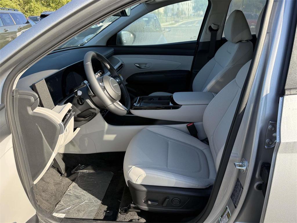 new 2025 Hyundai TUCSON Hybrid car, priced at $36,935