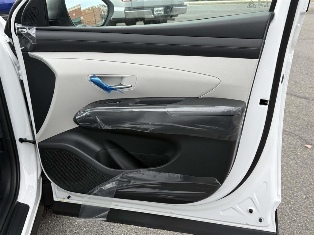 new 2026 Hyundai Tucson car, priced at $33,275