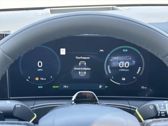 new 2025 Hyundai SANTA FE HEV car, priced at $50,360