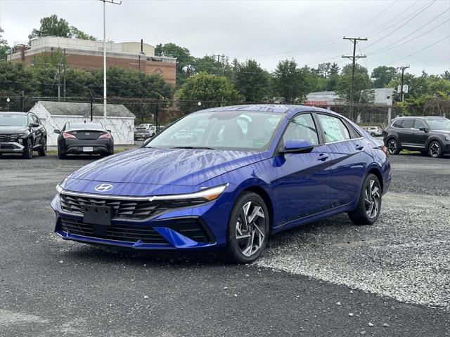 new 2025 Hyundai Elantra car, priced at $30,080