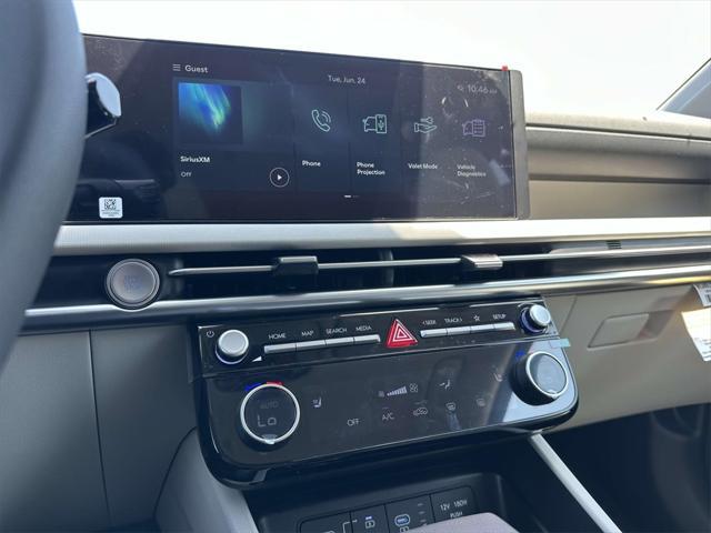 new 2025 Hyundai Tucson car, priced at $33,404