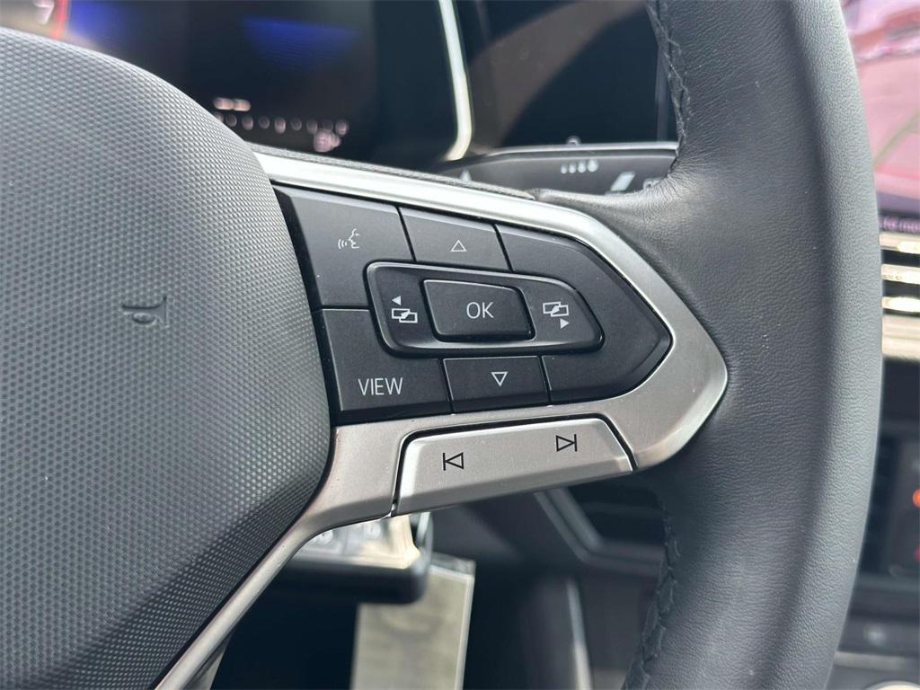 used 2024 Volkswagen Jetta car, priced at $18,500