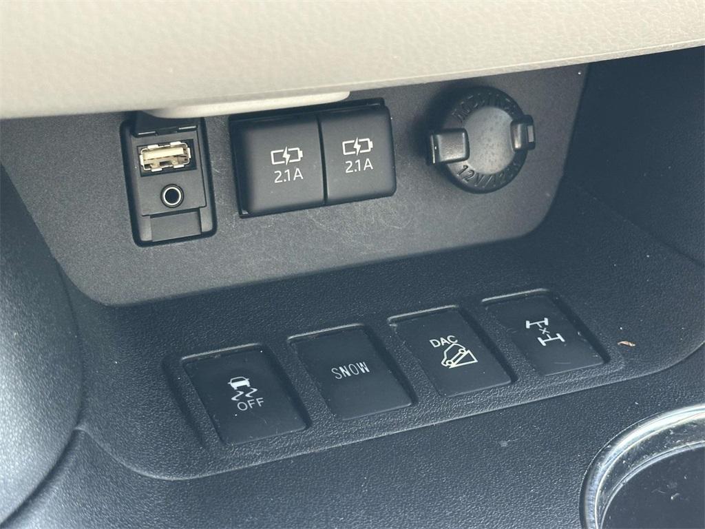 used 2017 Toyota Highlander car, priced at $20,484