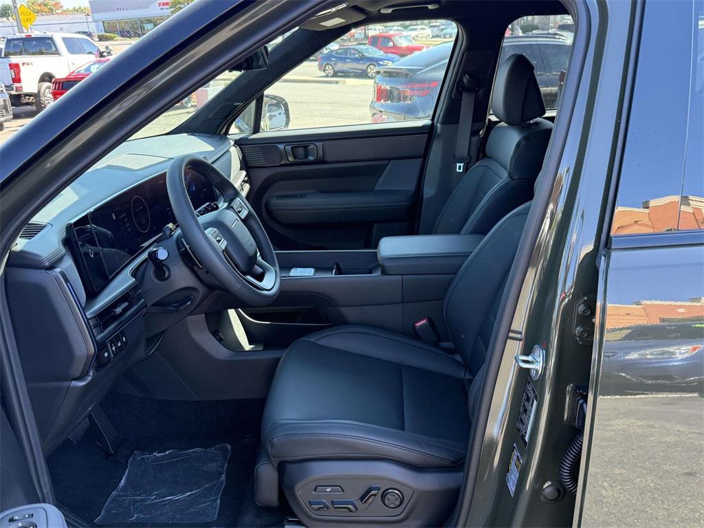 new 2026 Hyundai SANTA FE HEV car, priced at $52,655