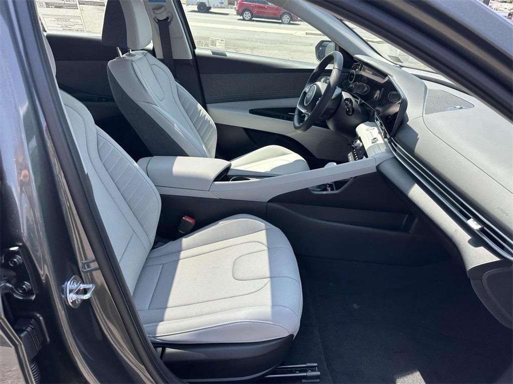 new 2025 Hyundai Elantra car, priced at $27,365
