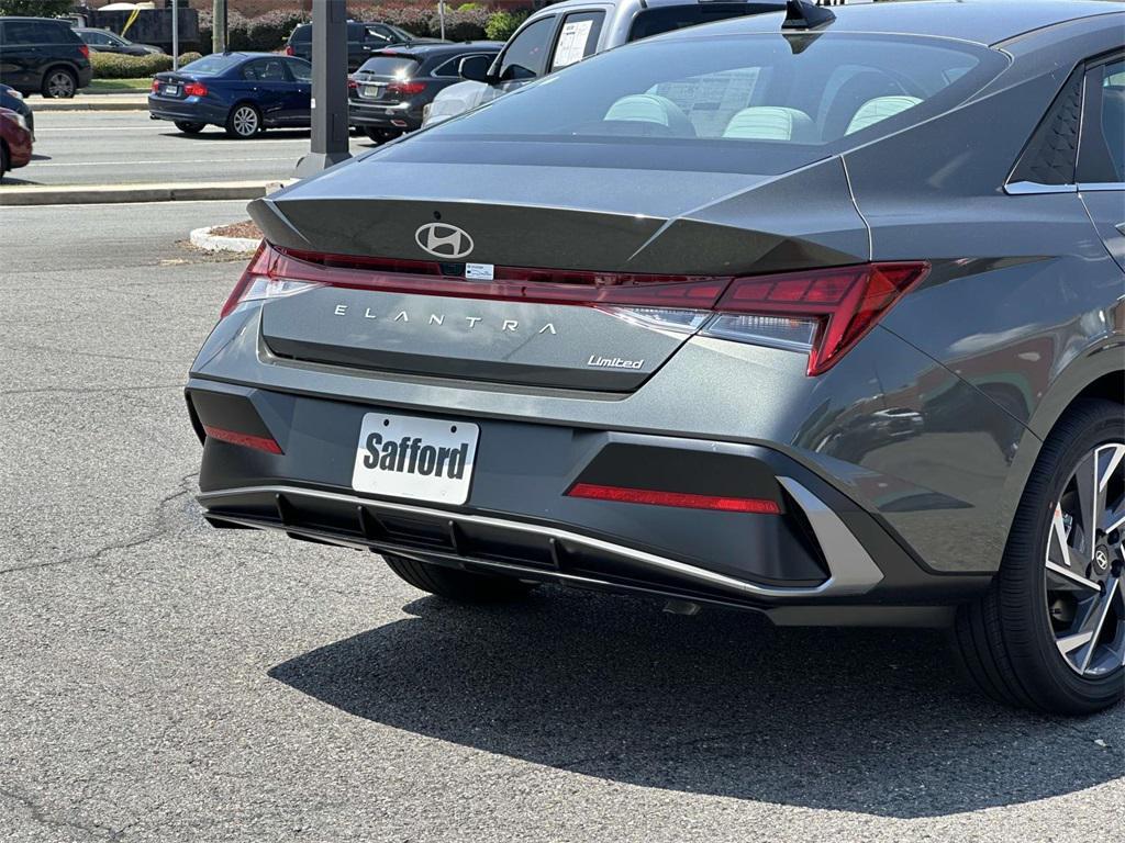 new 2025 Hyundai Elantra car, priced at $27,365