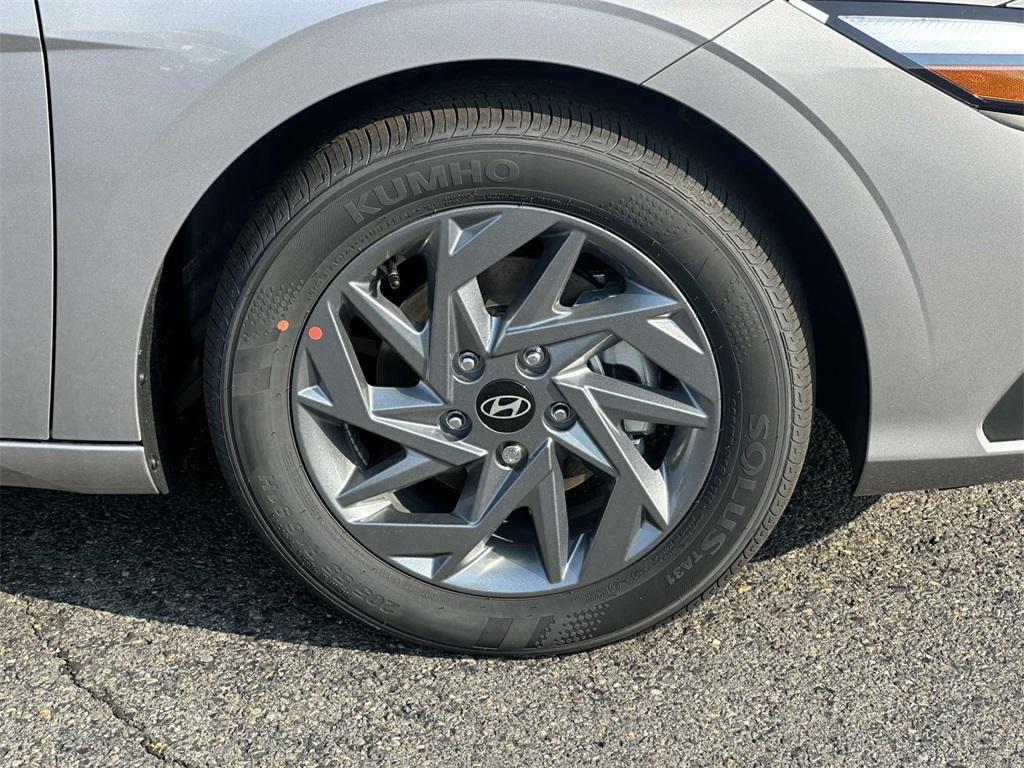 new 2025 Hyundai ELANTRA HEV car, priced at $24,735