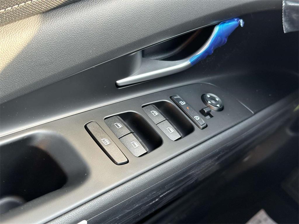 new 2025 Hyundai ELANTRA HEV car, priced at $24,735