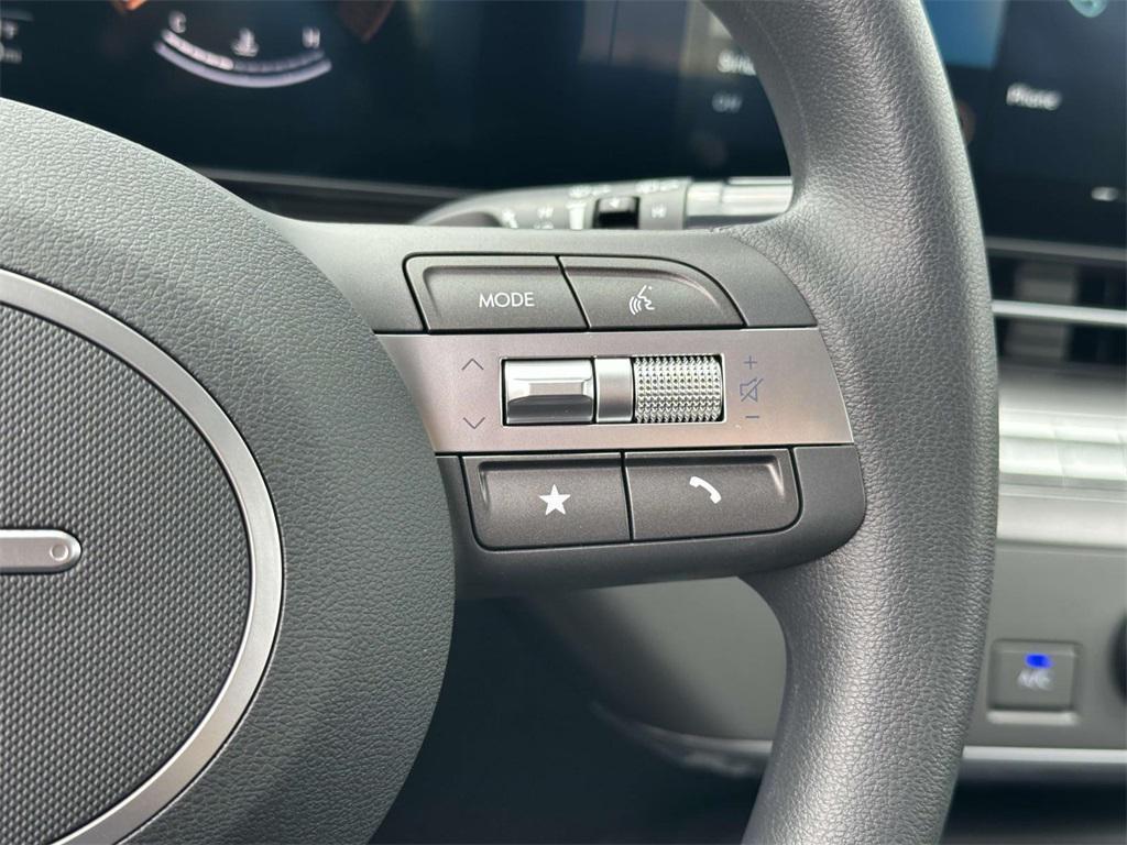 new 2025 Hyundai Kona car, priced at $27,475