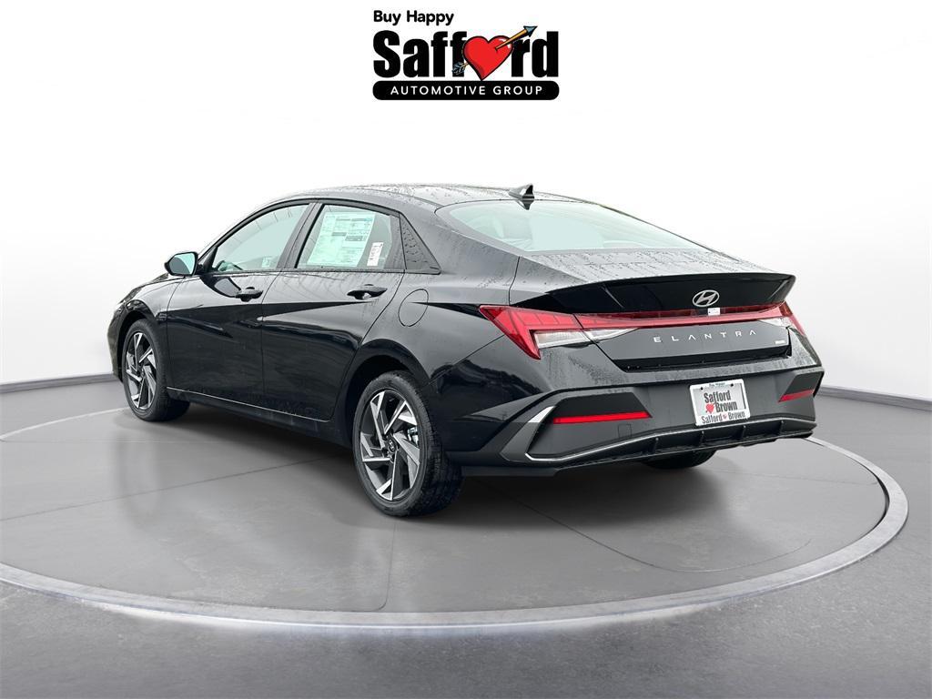 new 2025 Hyundai Elantra car, priced at $26,685