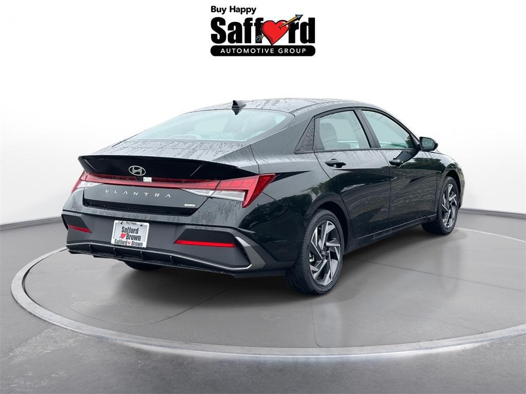new 2025 Hyundai Elantra car, priced at $26,685