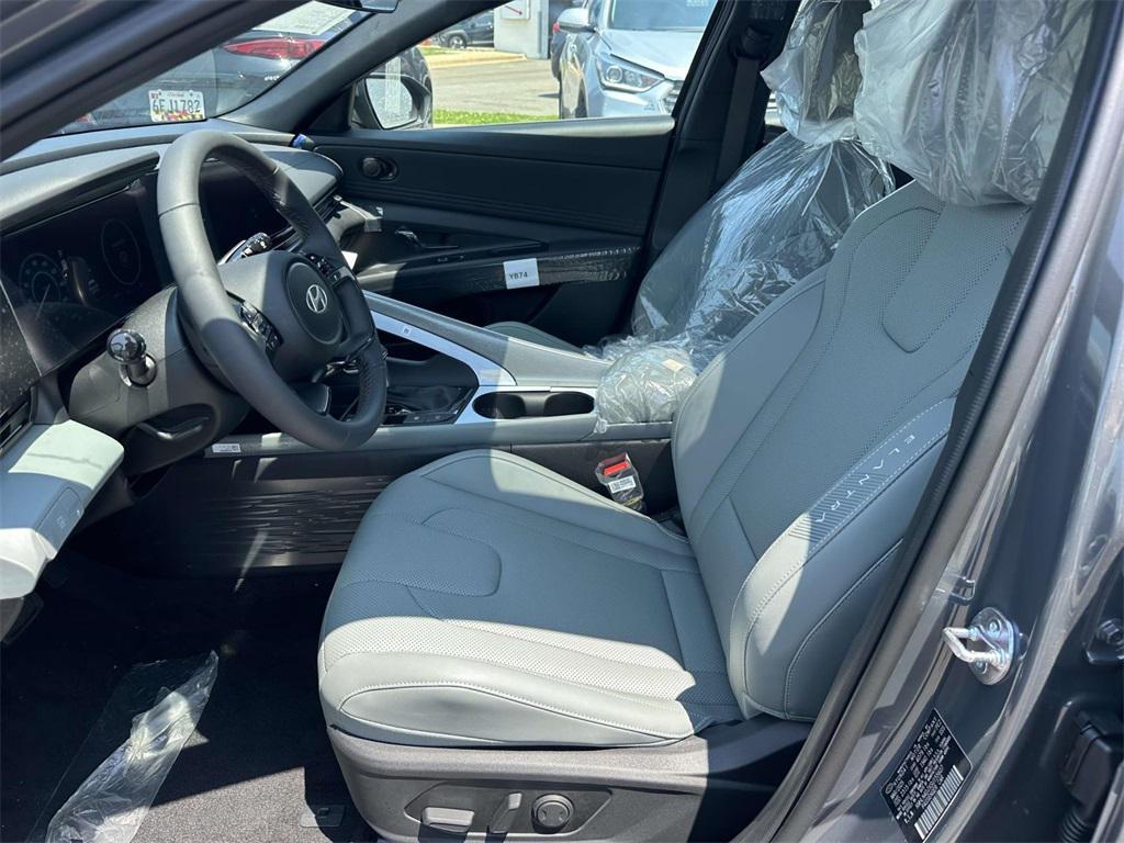 new 2025 Hyundai Elantra car, priced at $29,080