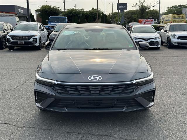 new 2025 Hyundai Elantra car, priced at $27,690