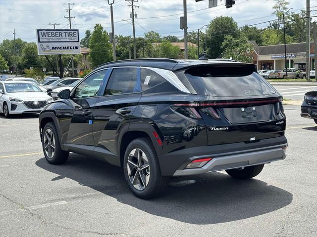 new 2025 Hyundai TUCSON Hybrid car, priced at $37,225