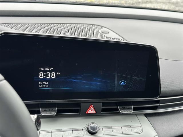 new 2025 Hyundai Elantra car, priced at $29,935