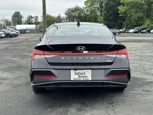 new 2025 Hyundai Elantra car, priced at $29,935