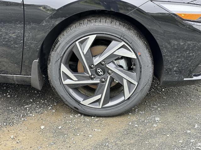 new 2025 Hyundai Elantra car, priced at $29,935