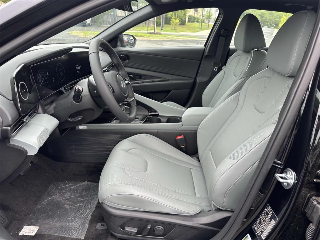 new 2025 Hyundai Elantra car, priced at $29,185