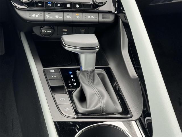 new 2025 Hyundai Elantra car, priced at $30,310