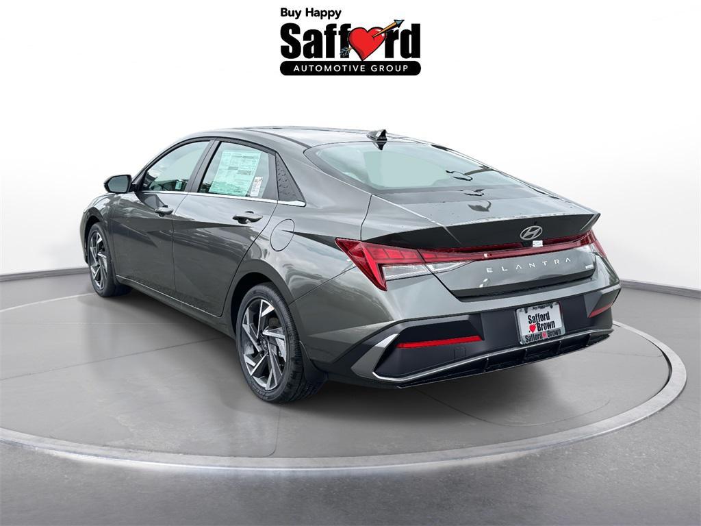 new 2025 Hyundai Elantra car, priced at $29,060