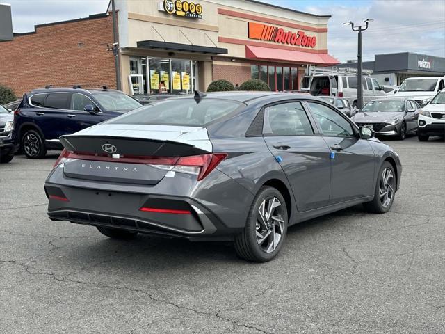 new 2025 Hyundai Elantra car, priced at $24,665