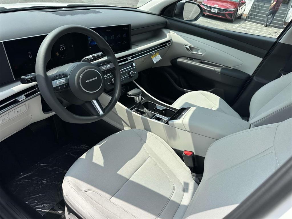 new 2025 Hyundai Tucson car, priced at $30,865