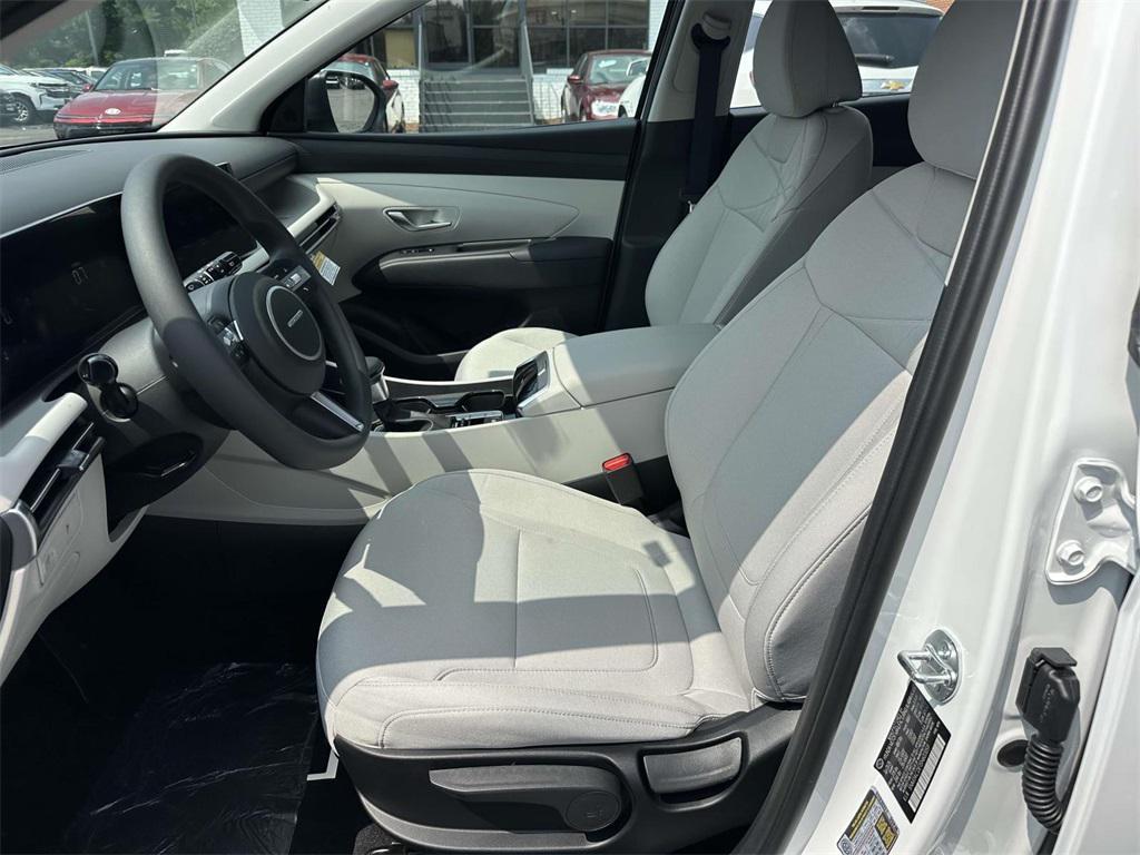 new 2025 Hyundai Tucson car, priced at $30,865