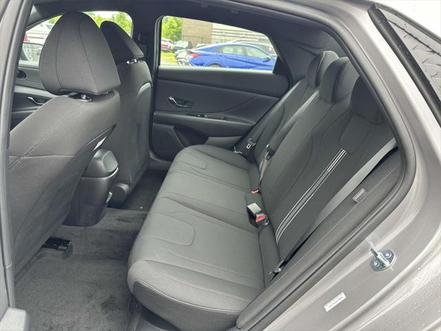 new 2025 Hyundai Elantra car, priced at $27,700