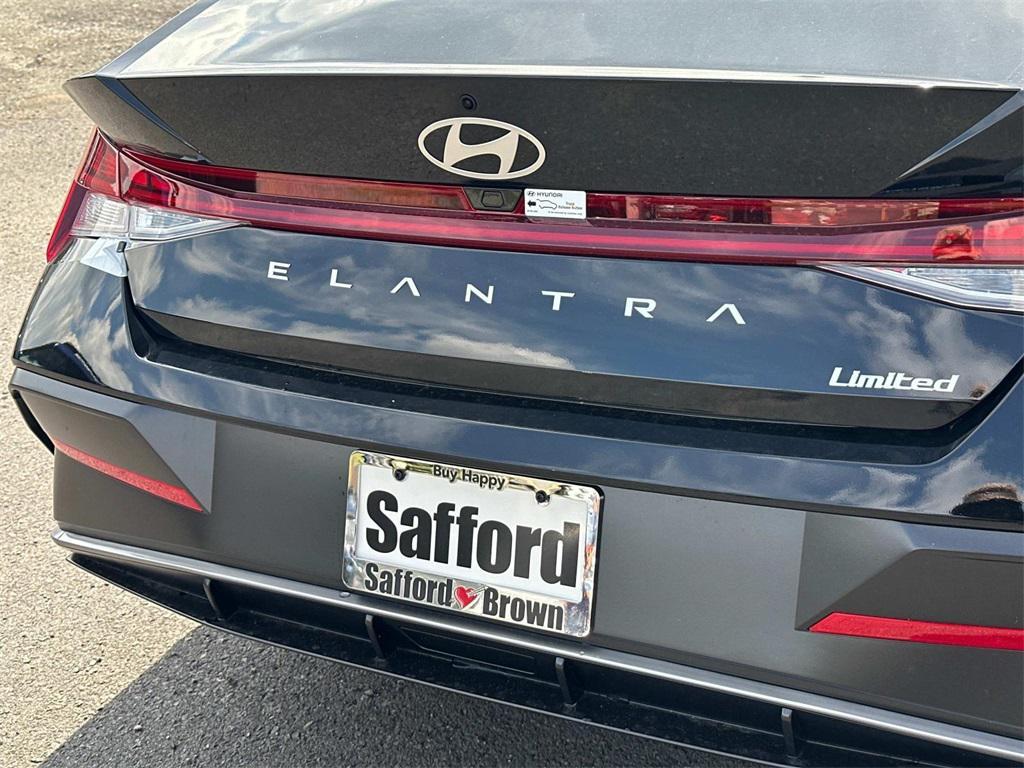 new 2025 Hyundai Elantra car, priced at $27,865