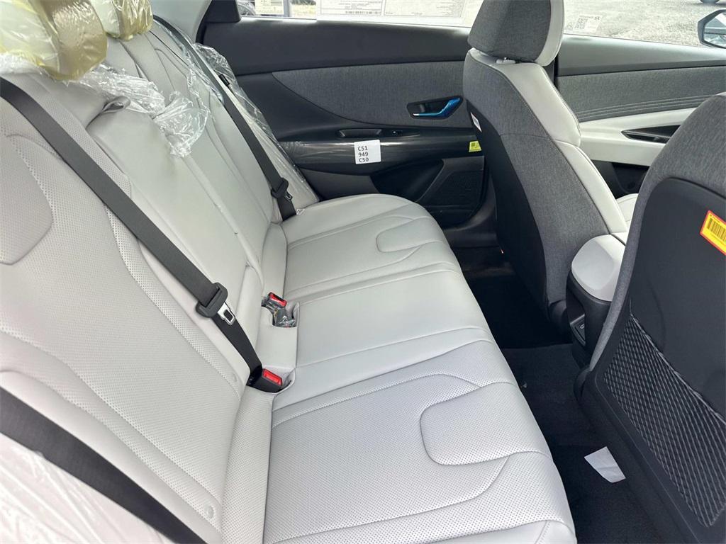 new 2025 Hyundai Elantra car, priced at $27,865
