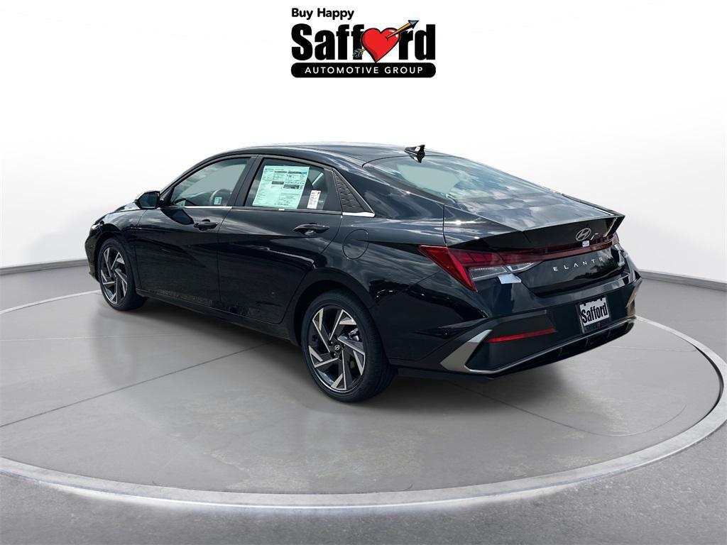 new 2025 Hyundai Elantra car, priced at $27,865