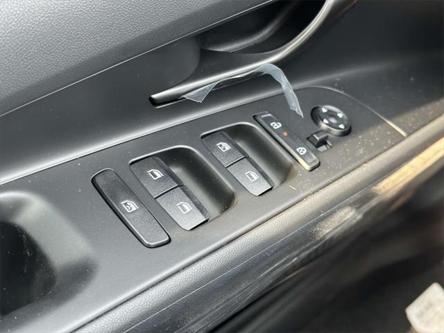 new 2025 Hyundai Elantra car, priced at $27,690
