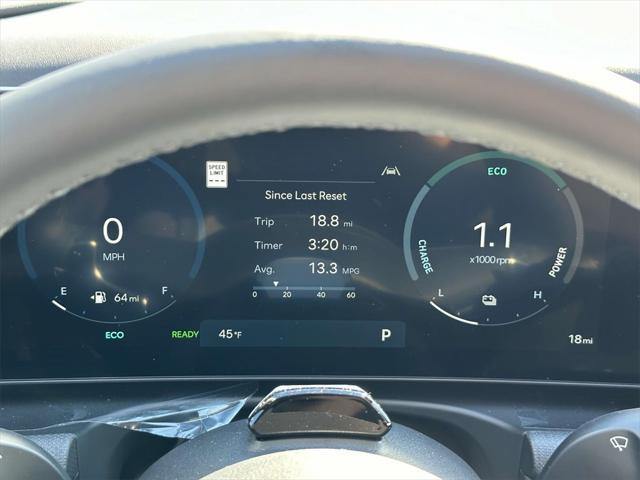 new 2025 Hyundai TUCSON Hybrid car, priced at $37,570