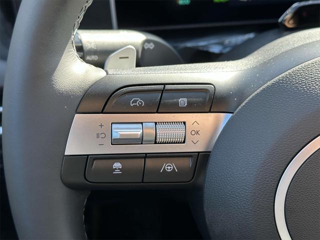 new 2025 Hyundai TUCSON Hybrid car, priced at $37,570