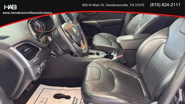 used 2019 Jeep Cherokee car, priced at $17,285
