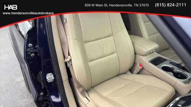 used 2016 Jeep Grand Cherokee car, priced at $13,885