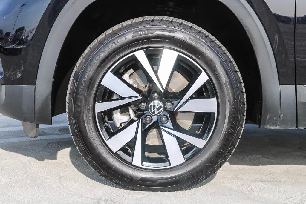 used 2021 Volkswagen Atlas Cross Sport car, priced at $22,685