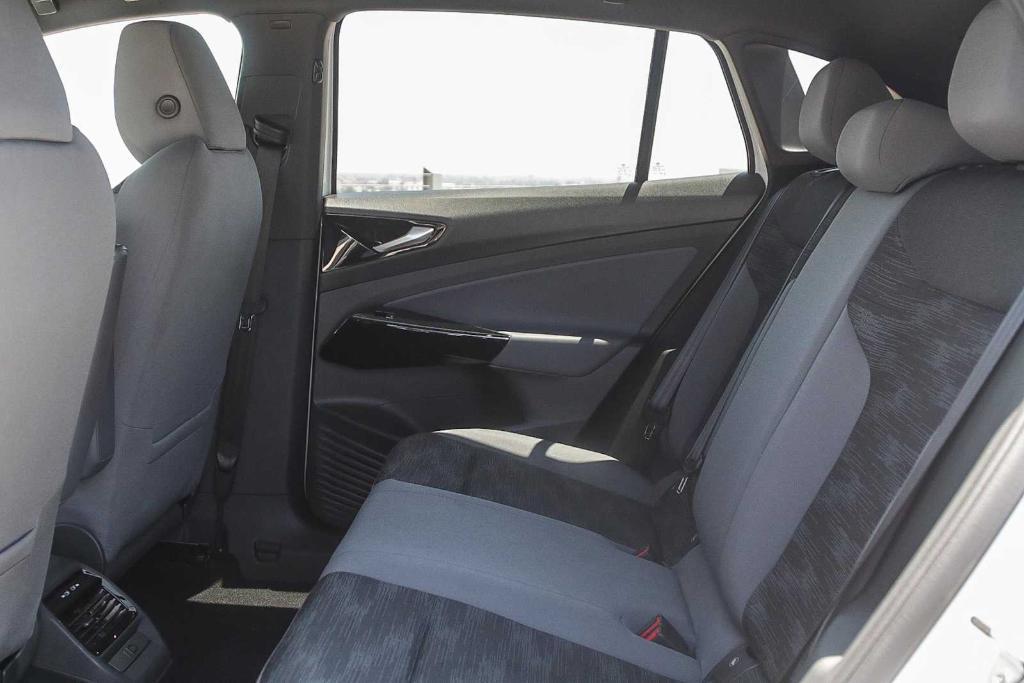 used 2022 Volkswagen ID.4 car, priced at $23,785