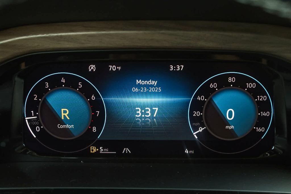 new 2025 Volkswagen Atlas car, priced at $45,971